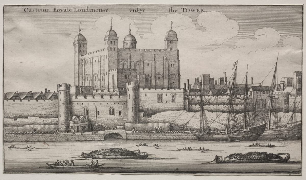 Tower of London Visitor Guide: Tickets, Crown Jewels & Tips